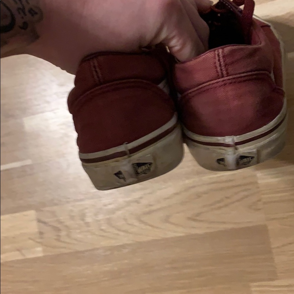 Vans - Picture 3 of 3